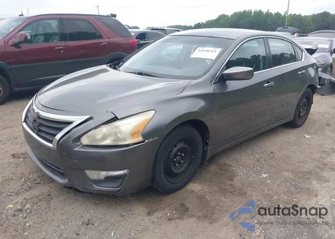 2015 Nissan Altima 2.5 S z USA, uszkodzony, nr VIN 1N4AL3AP0FN380547